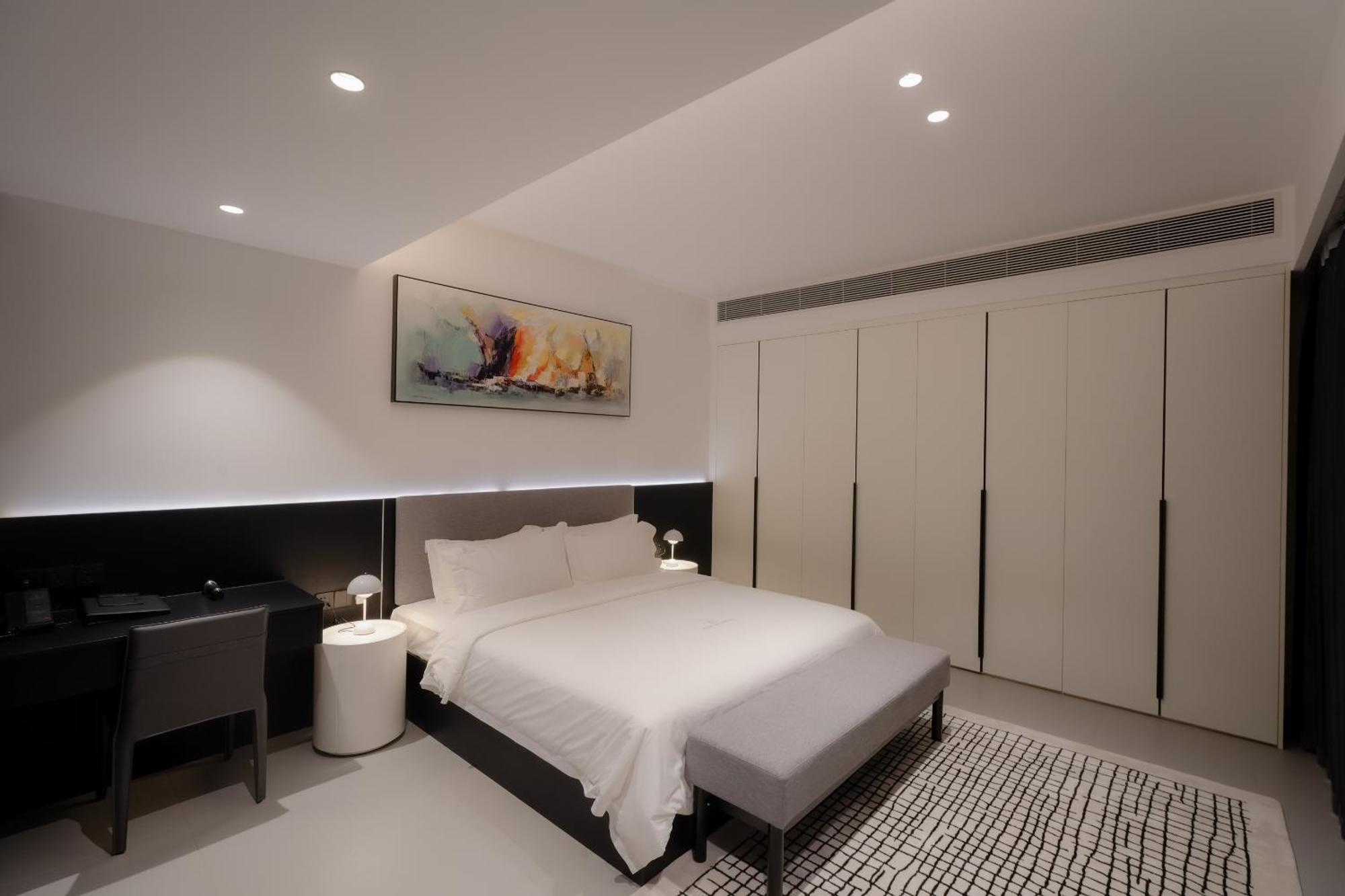 One Riviera Hotel And Residences Ban Souanmone ภายนอก รูปภาพ