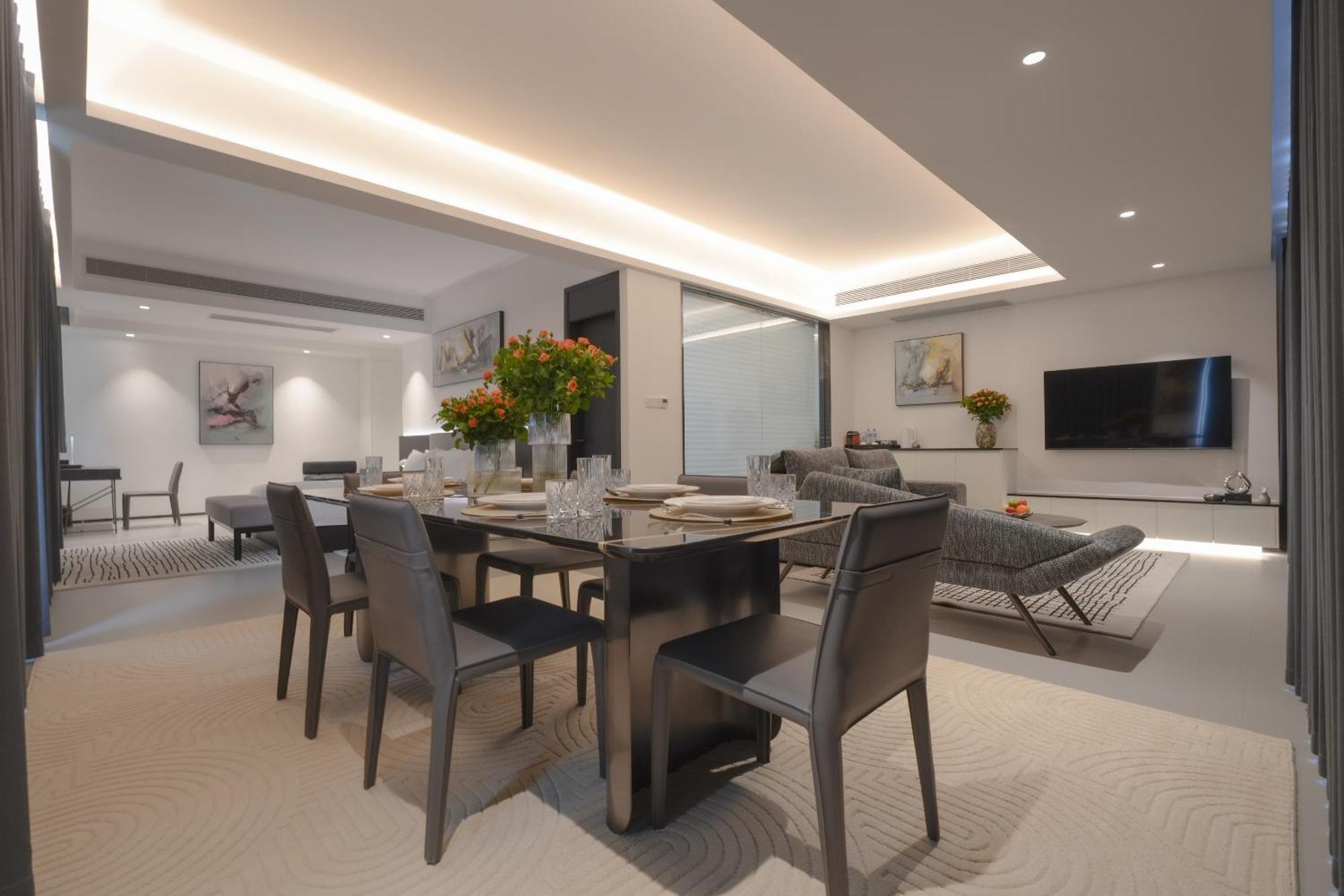 One Riviera Hotel And Residences Ban Souanmone ภายนอก รูปภาพ