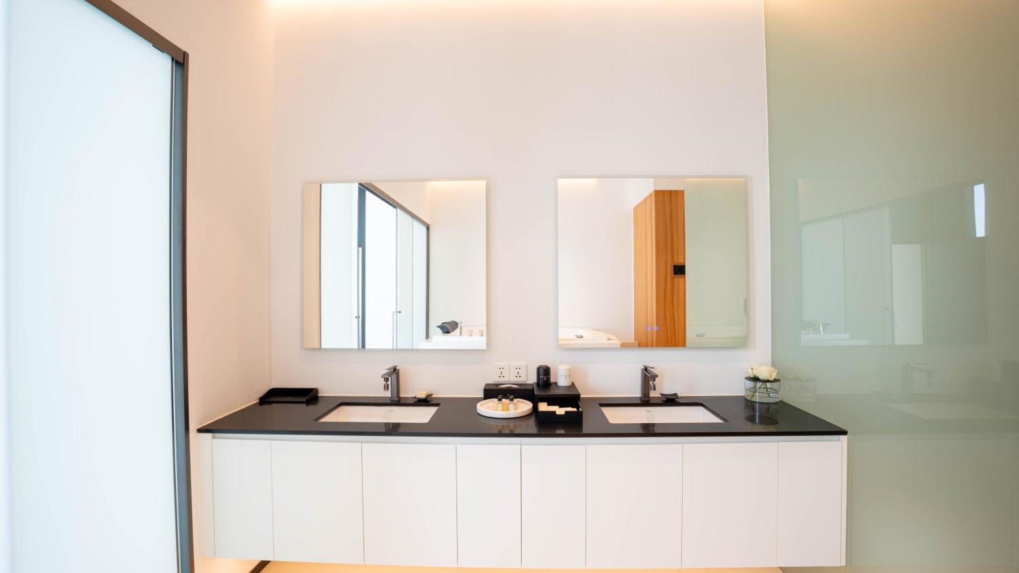 One Riviera Hotel And Residences Ban Souanmone ภายนอก รูปภาพ