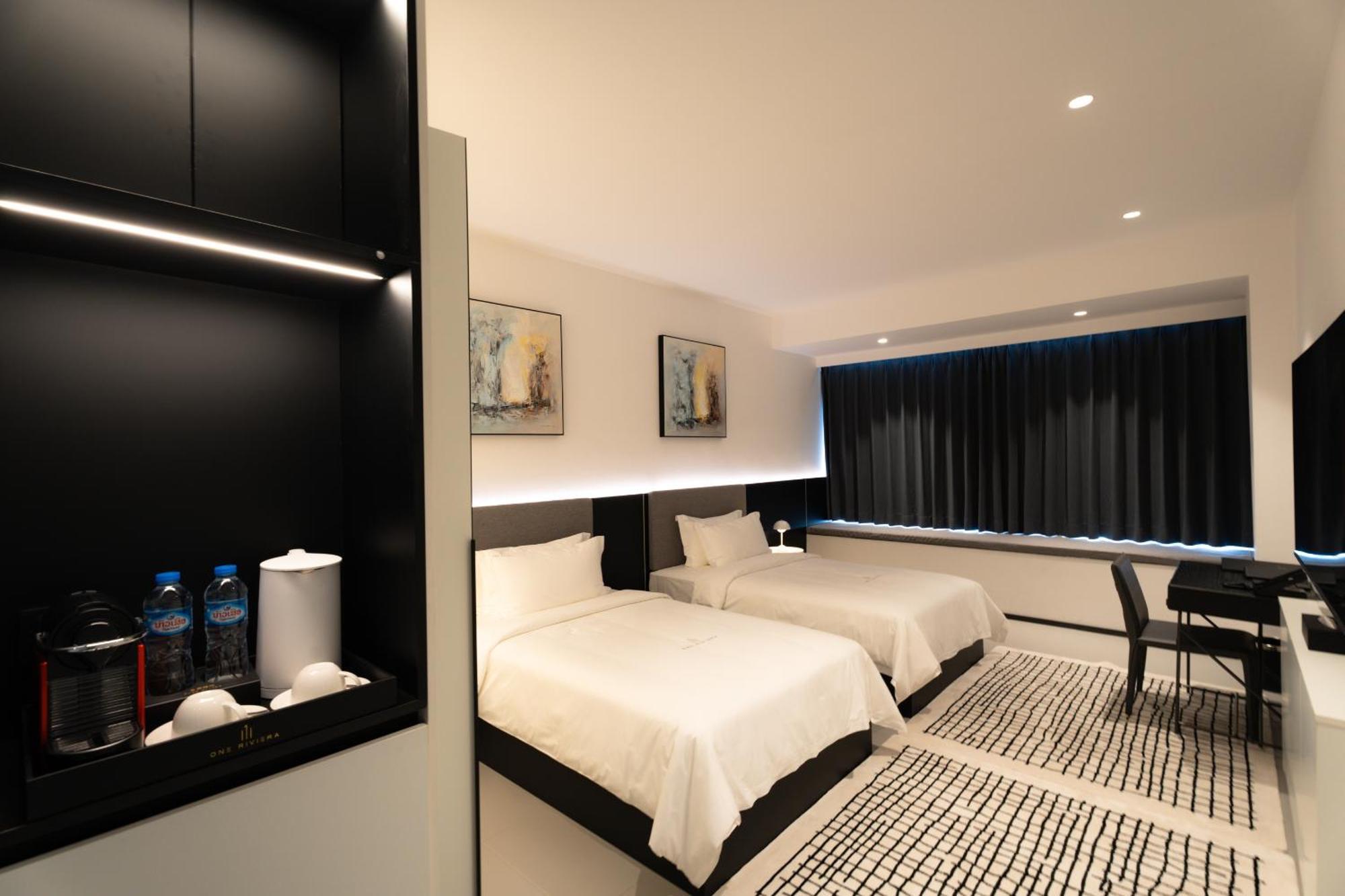 One Riviera Hotel And Residences Ban Souanmone ภายนอก รูปภาพ