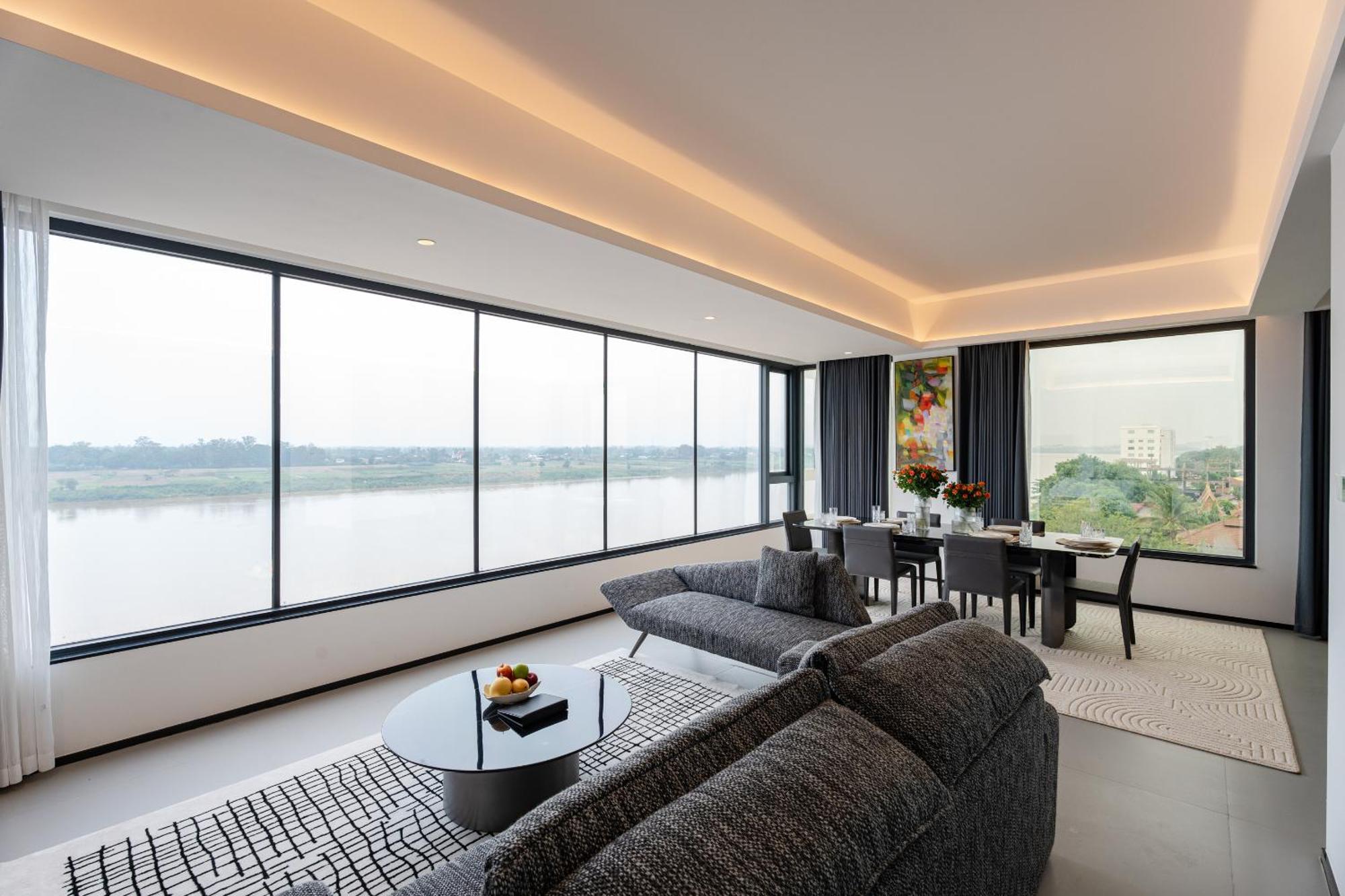 One Riviera Hotel And Residences Ban Souanmone ภายนอก รูปภาพ