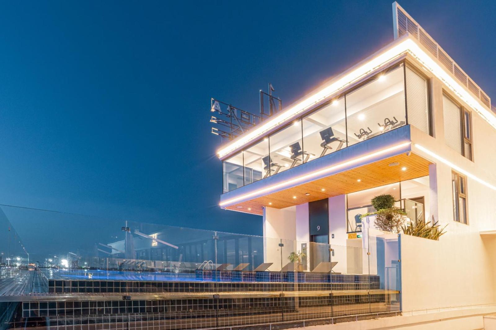 One Riviera Hotel And Residences Ban Souanmone ภายนอก รูปภาพ